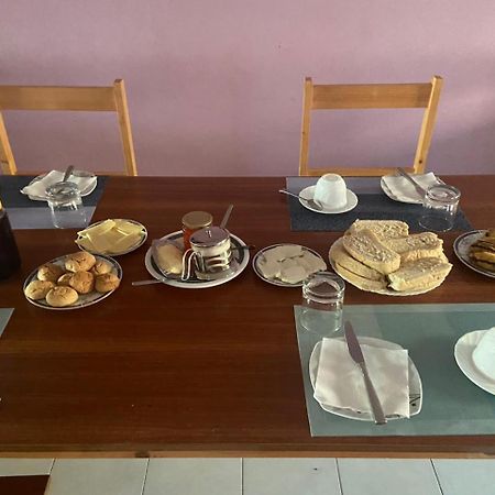 Bed and Breakfast Casa Ze & Sonia Portela Екстер'єр фото