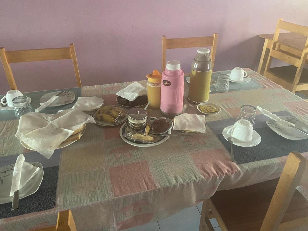 Bed and Breakfast Casa Ze & Sonia Portela Екстер'єр фото